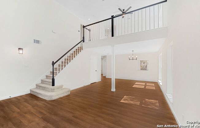 Newly remodeled home in Stone Oak!