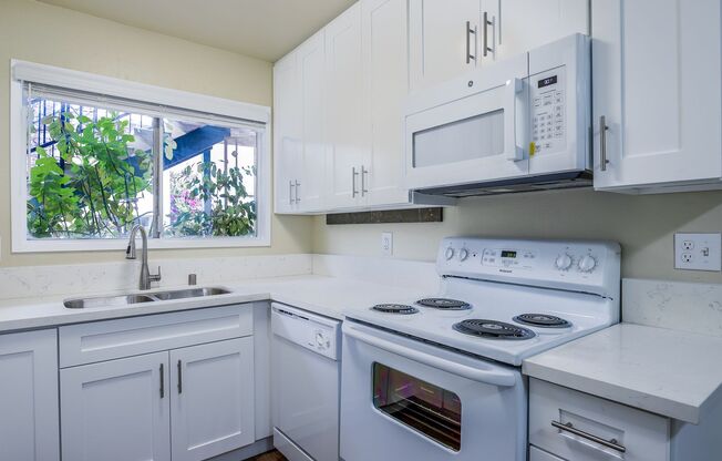 Pinewood Villas | Peaceful Living in the Heart of El Cajon