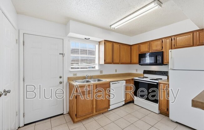 2713 WIMBLEDON CT