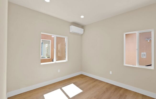 2 beds, 2 baths, 675 sqft, $2,500, Unit 16104 1/2