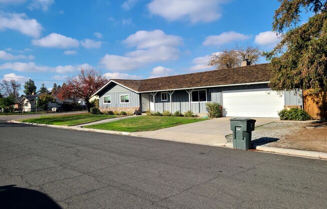Well maintained home for rent in Visalia