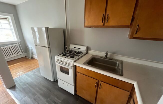 1345 Astor