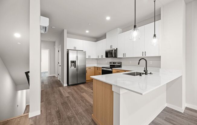 New Luxury Townhomes - Now Available!