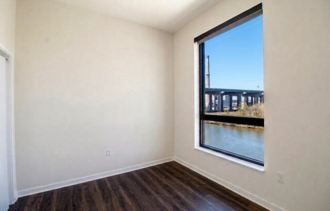 1 bed, 1 bath, 500 sqft, $1,725, Unit 111