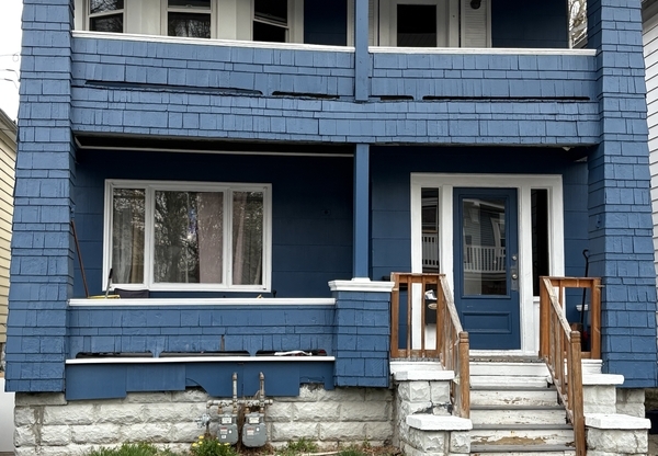 64 WEYAND AVE