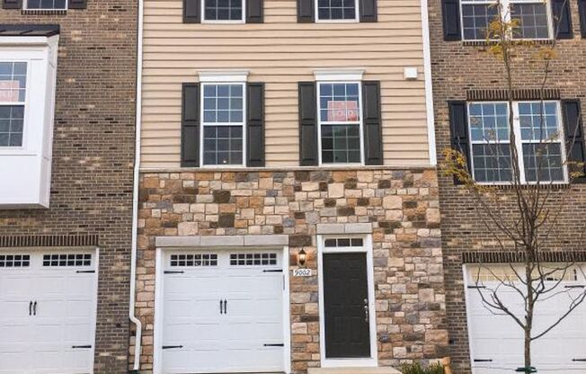 UPSCALE 3 BEDROOM 3.5 BATH HOME IS AVAILABLE NOW IN UPPER MARLBORO!