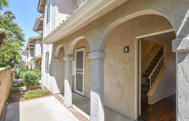 Beautiful Escondido Townhouse with beautiful View!