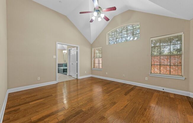 Gorgeous 3 Bedroom House for Rent in Irving!