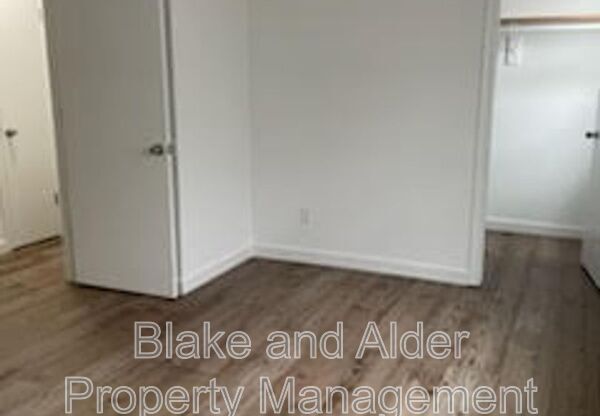 15847 SE Stark Street