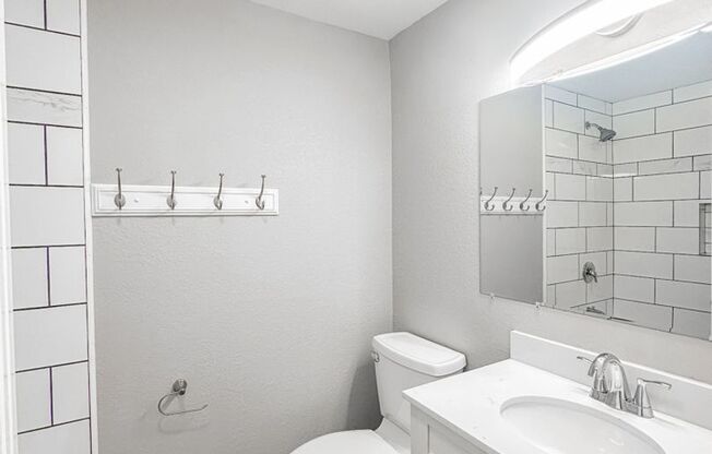 2 beds, 2 baths, 1,096 sqft, $1,575, Unit 1891C