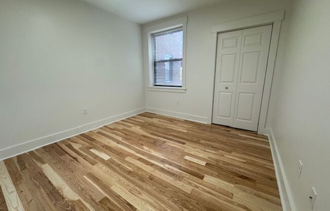 2 beds, 1 bath, 750 sqft, $2,099, Unit 5635 Hobart St. #22