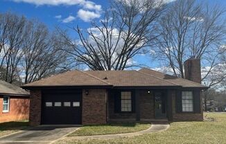 Adorable Ranch in East Charlotte,