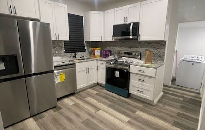 2 beds, 1 bath, $1,425