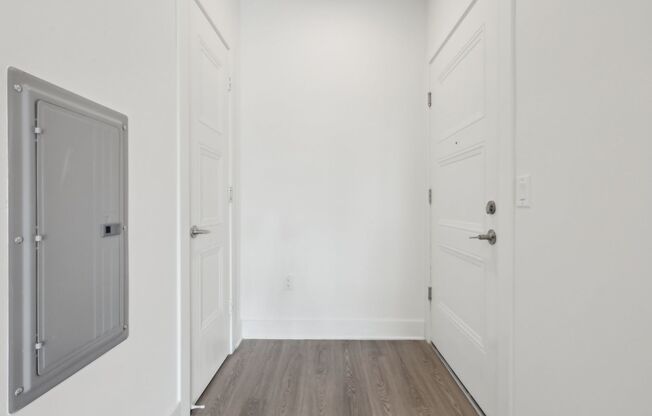 2 beds, 1 bath, 1,040 sqft, $2,750, Unit 304