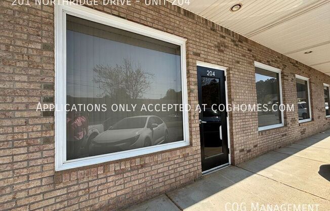 201 NORTHRIDGE DR