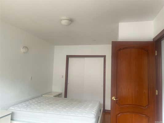 2 beds, 2 baths, $3,900, Unit 3D