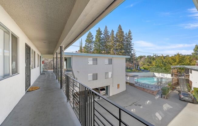 1372 Creekside