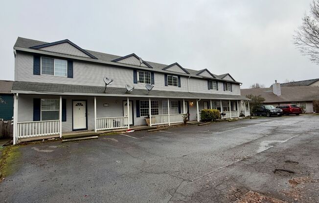 6130 6132 SE 128 AVE