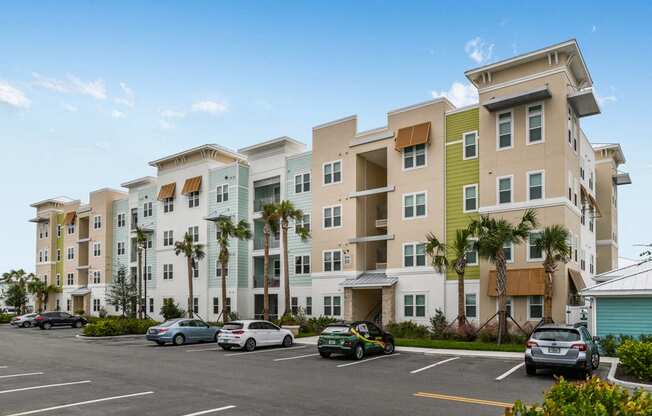 Exterior at Centre Pointe Apartments in Melbourne, FL
