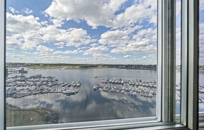 1 bed, 1 bath, 777 sqft, $2,600, Unit 1012
