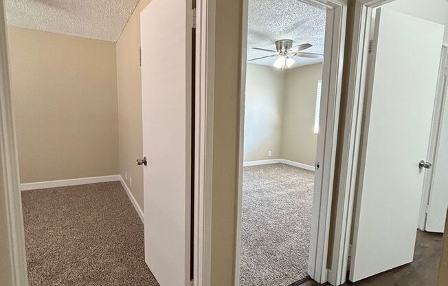 2 beds, 1 bath, $2,150, Unit 27