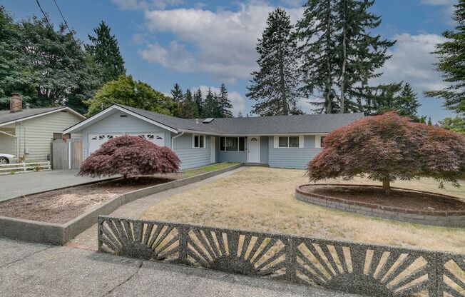 Amazing Updated Rambler in Kirkland with BIG backyard!