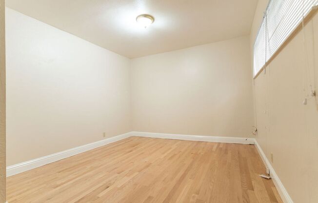 1 bed, 1 bath, $1,695, Unit 212-19