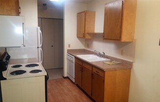 1 bed, 1 bath, 600 sqft, $1,099, Unit 111