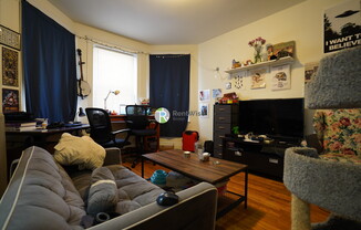 6 Camelot Ct