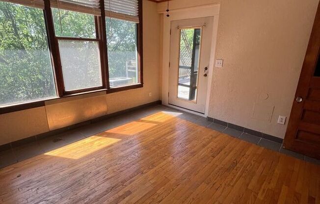 600 W HIGH ST