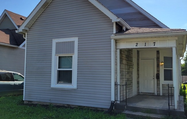 217 S HOLMES AVE