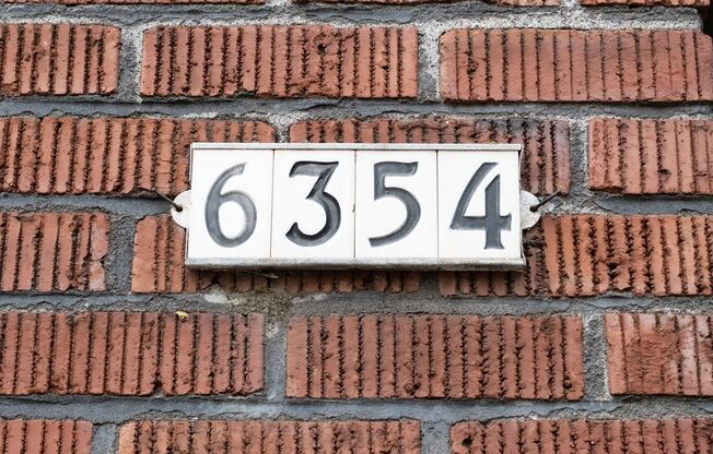 FOSTER APARTMENTS (OREG05)