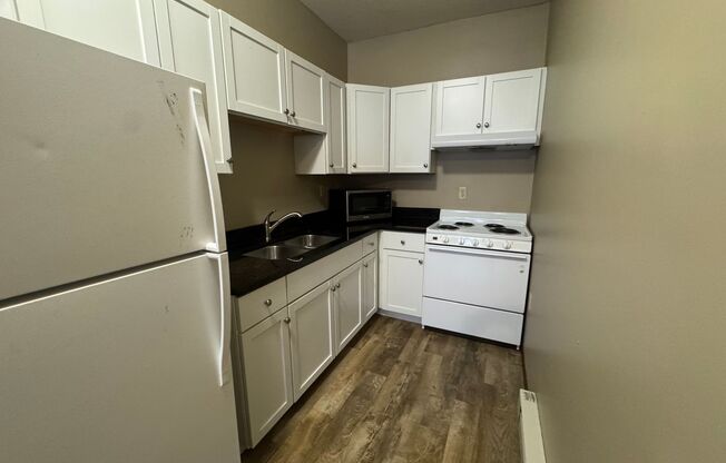 217-219 Bates Ave