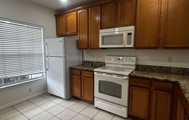 10684 SAVANNAH WOOD CT