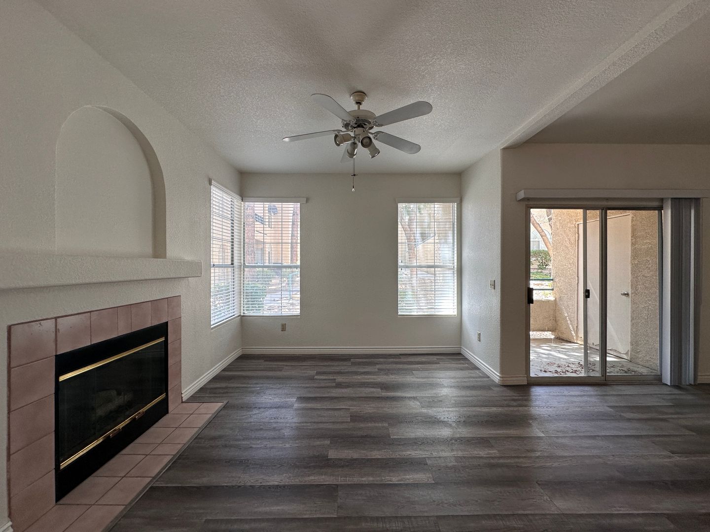 3 BEDROOM CONDO ON FIRST FLOOR NEAR POOL WITH DETACHED GARAGE