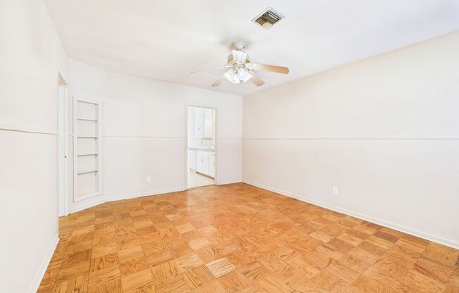 1618 W St. Mary Blvd