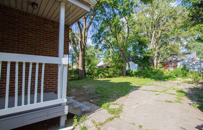 3 bedroom renovated colonial