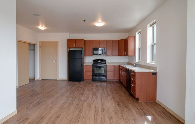 2 beds, 1 bath, 789 sqft, $1,655, Unit 408
