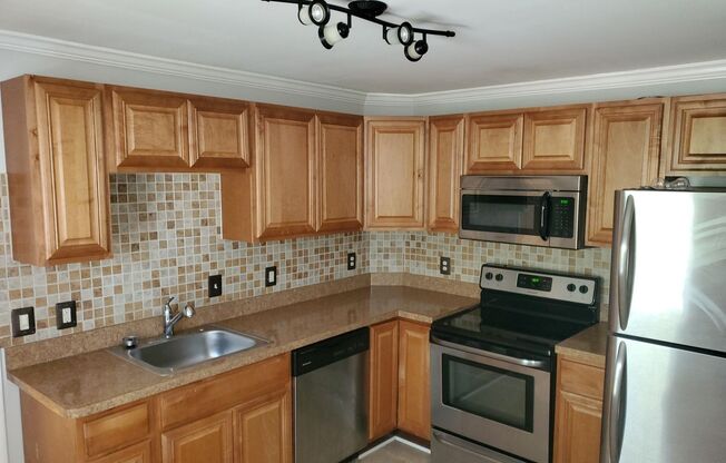Cozy 1Bd/1Bth Upstairs Apartment in Frederick!!