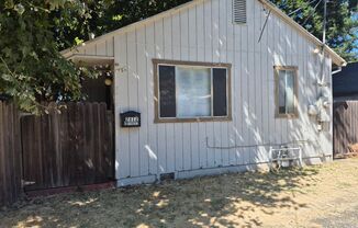 Two Bedroom Downtown Cottage