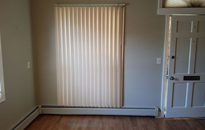 1 bed, 1 bath, 750 sqft, $1,195, Unit 905-36