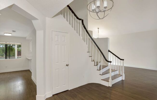 4 Bed | 3 Bath | 1,979 Sq. Ft. | Stunning Canyon Views- Close to Shopping and Schools!