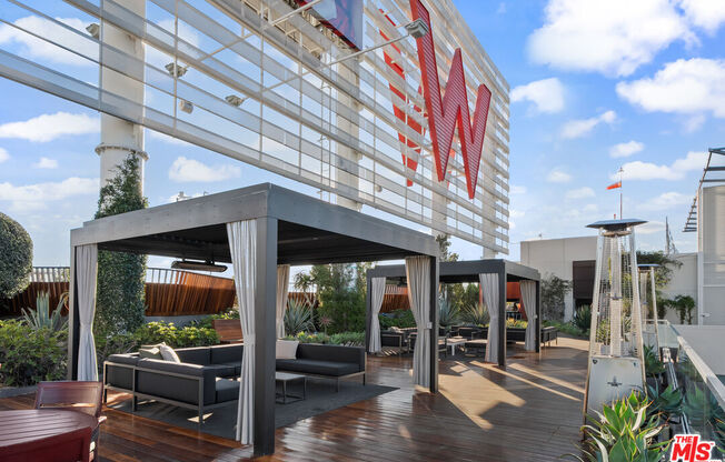 1 bed, 2 baths, 1,220 sqft, $4,500, Unit 11H