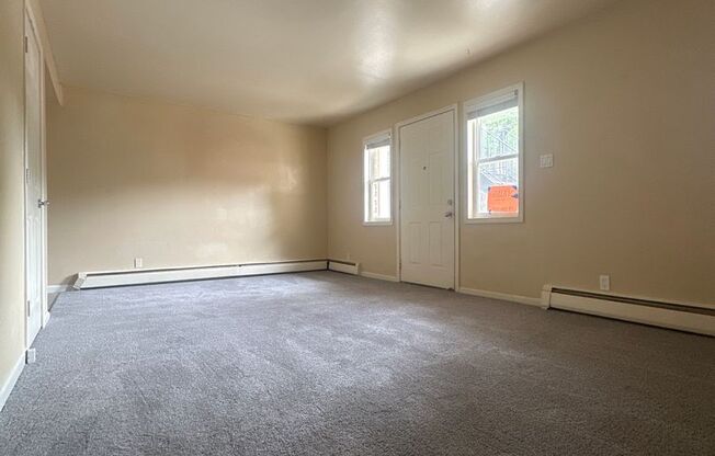 1 bed, 1 bath, 642 sqft, $1,095, Unit 1009-06