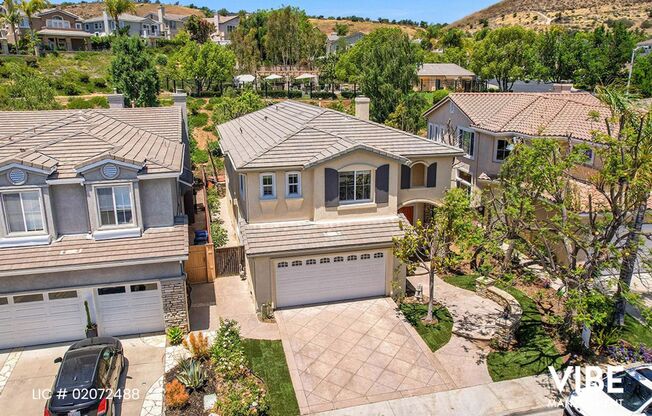 Spacious 3 bedroom plus office in Desirable Eagleridge Gated Community-Lang Ranch