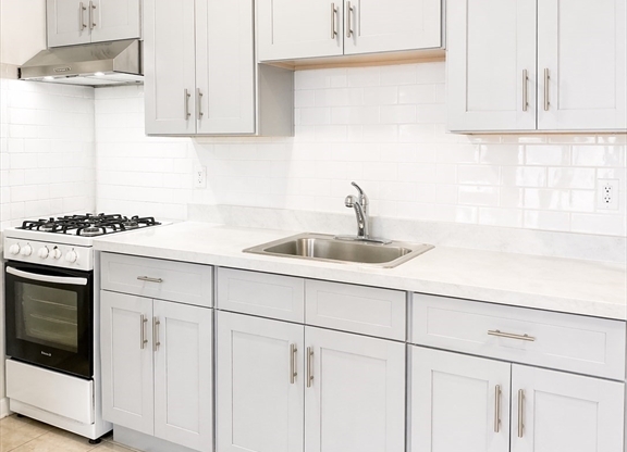 418 MASSACHUSETTS AVE