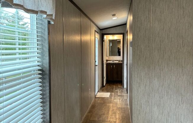 2 beds, 2 baths, 924 sqft, $1,225