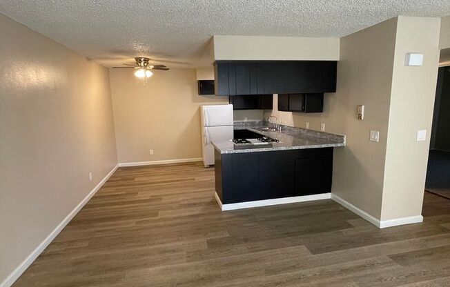 2 beds, 1 bath, 849 sqft, $1,480