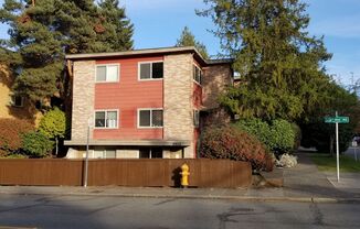 5502 15th Ave NE