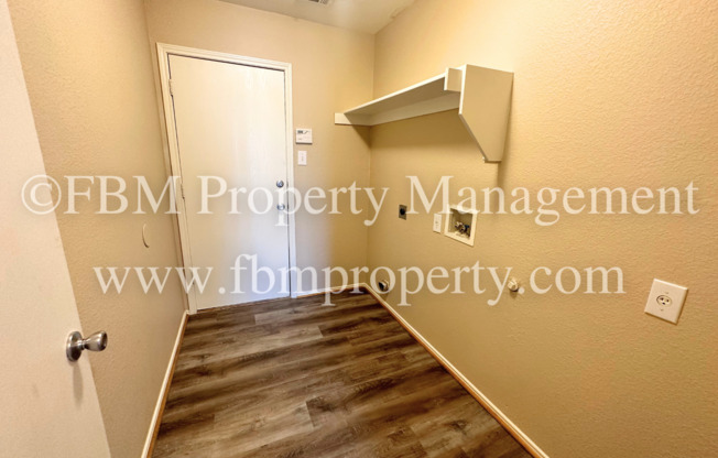 3 beds, 2 baths, $2,095